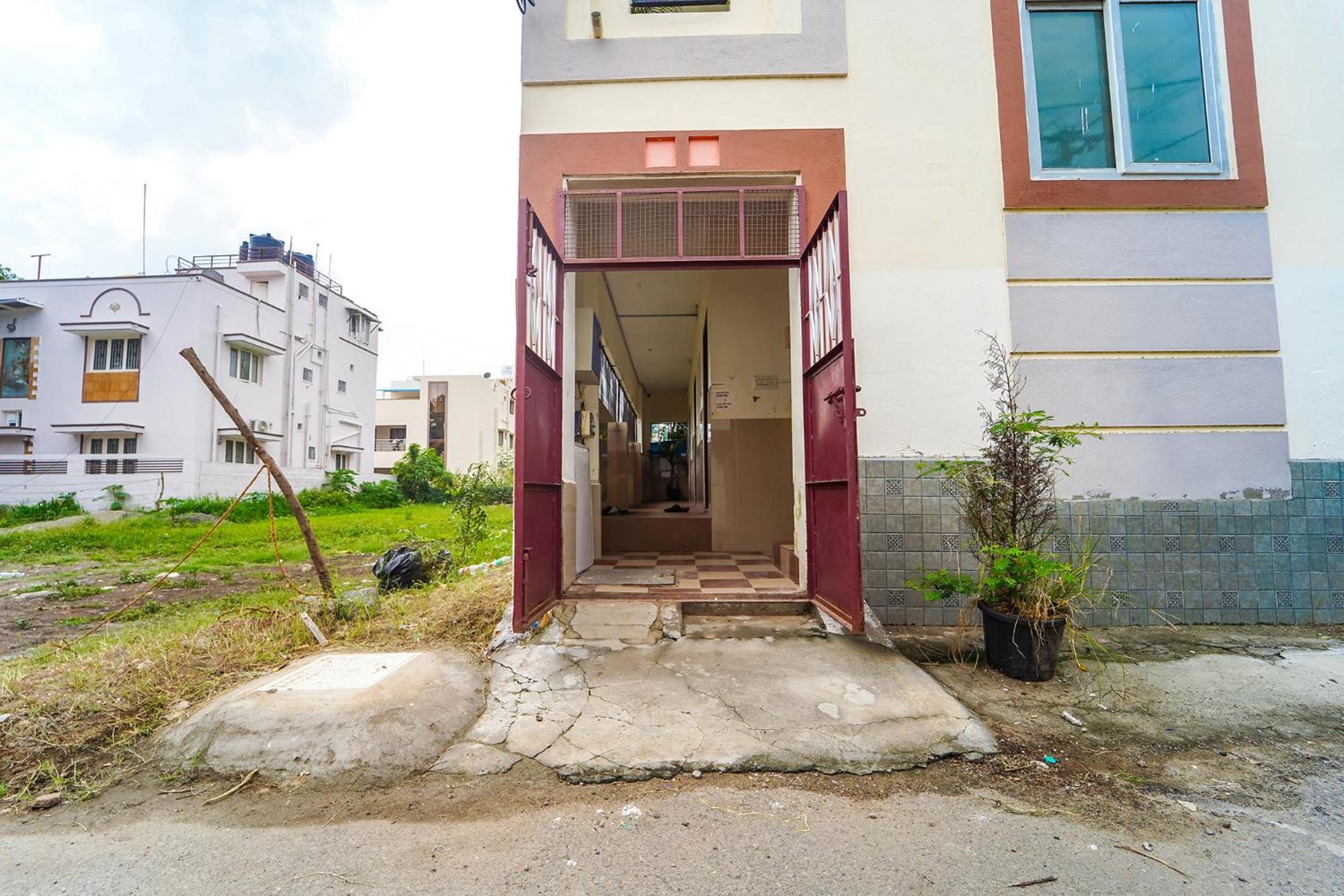 Fabexpress Clover Castle - Nr Coimbatore International Airport Exterior foto